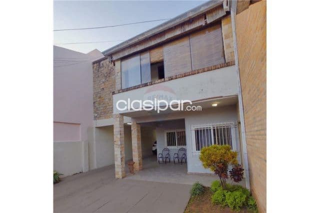 En venta casa en el barrio los laureles — foto 1