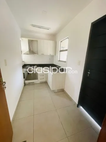 O vendo duplex en Luque boulevard los jardines cod cl 878, foto 4