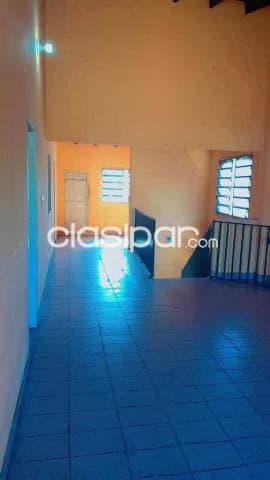 Casa con salon comercial sobre la avda defensores del chaco id 12723, foto 3