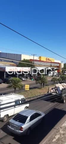 Casa con salon comercial sobre la avda defensores del chaco id 12723, foto 4