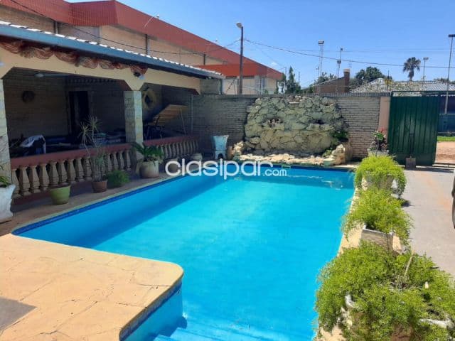 En venta casa quinta limpio — foto principal