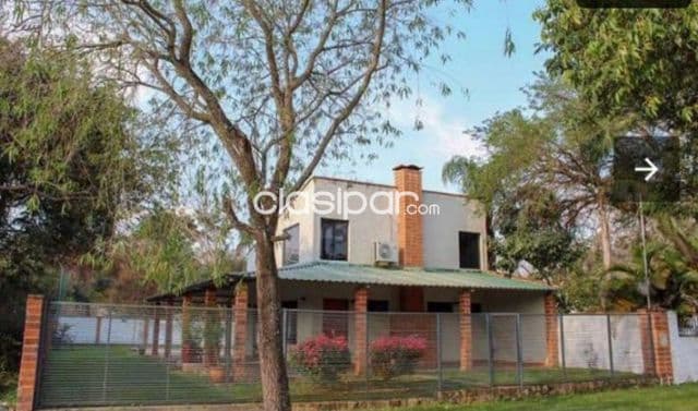 Casa de 3 dormitorios c/piscina en San Bernardino zona la alemana 2 cod:v0245