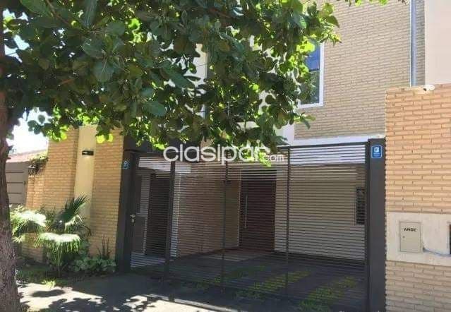 Duplex en San Lorenzo zona shopping Pinedo