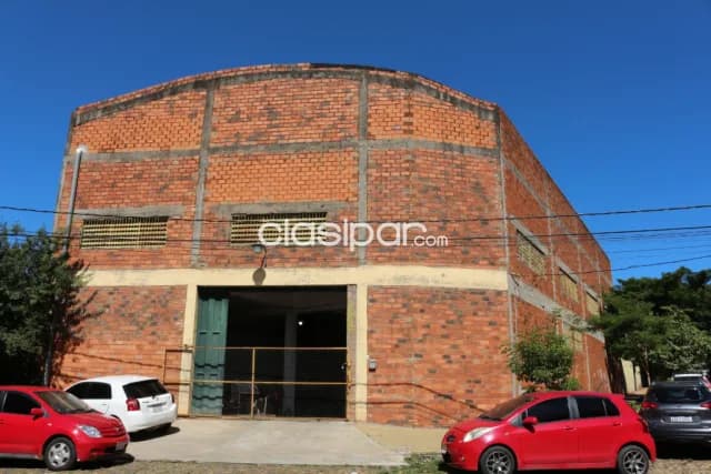 Bo nazareth – prox. E. Ayala: 2 depósitos, 900m2 c/u, sist. Prev incendios, montacargas — foto 2