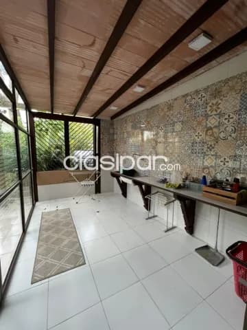 Casa de 4 Dormitorios Sobre el Lago Ubicada en Puerta del Lago-CLHO5051855 — foto 3