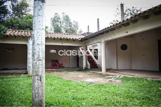Casa en esquina Luque primavera, foto 3