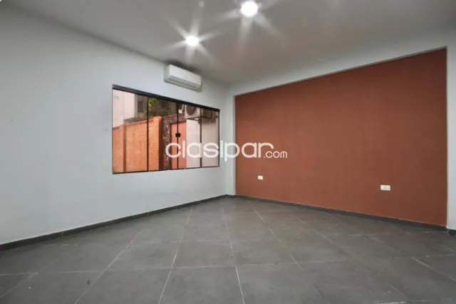 Casa en oferta Fernando de la Mora zona sur - Leopardi — foto 4