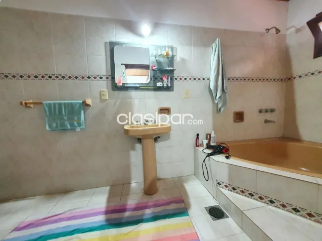 Casa en venta en Barrio Ycua Sati, foto 5