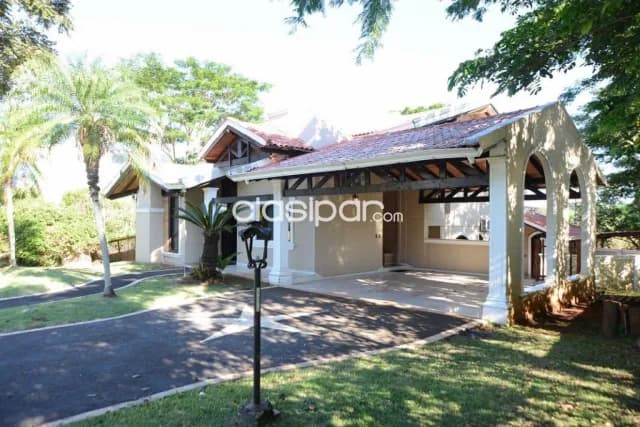 hermosa residencia en el Paraná Country Club, foto 2