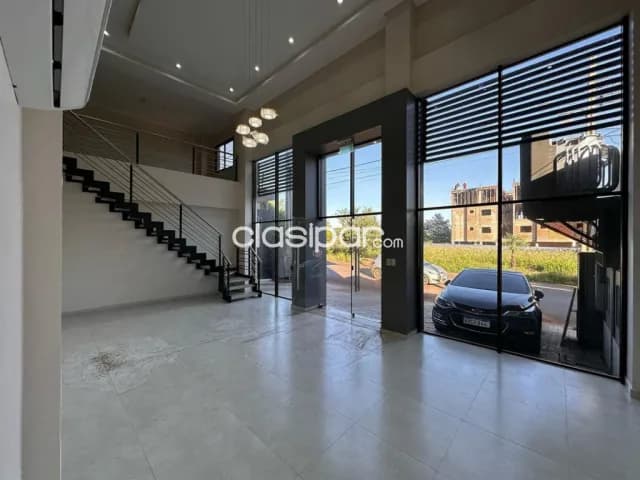 Salón comercial de 120 m2 en el barrio San José, foto 3