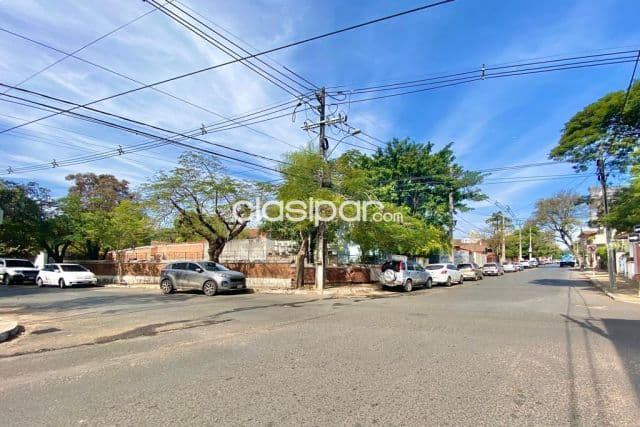 Terreno en esquina, Asuncion Barrio Las Mercedes