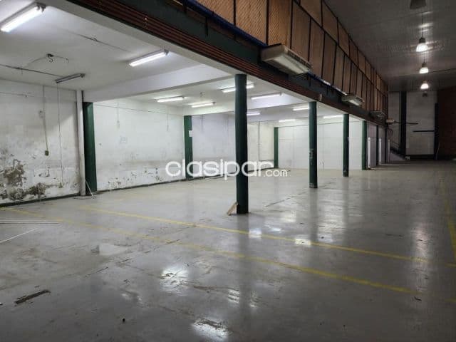 Depósito en al guíele zona Mercado de Abasto — foto 1