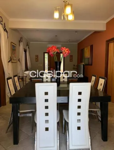 Recoleta – tembetary: 300 m2, elegante residencia, 3 suites, jardín, piscina, 380.000 usd, foto 4