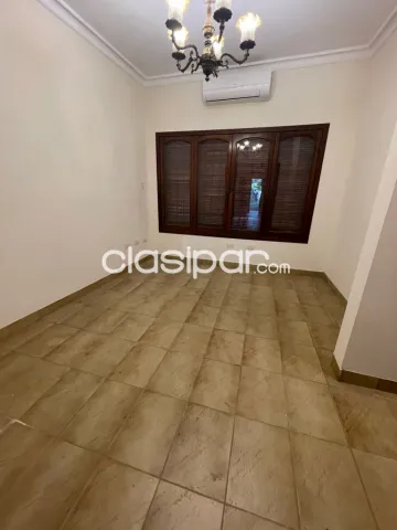Villamorra / las almenas: Magnifica residencia, 3 suites, 2 escritorios, jardín, quincho — foto 3