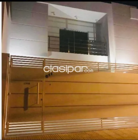 Bo Herrera: Confortable duplex, 3 suites, jardín, piscina, 8.000.000 gs — foto 2