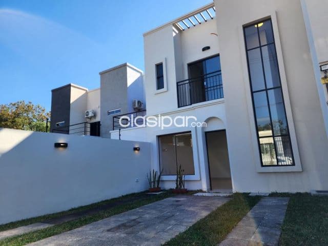Duplex de 3 Dormitorios a Estrenar en Lambaré-CLHO5093688