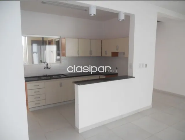 Duplex moderno en Venta Barrio Herrera Zona CFA con piscina y patio — foto 4