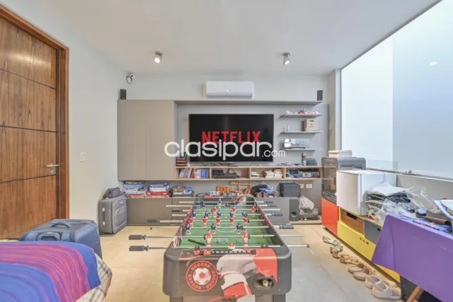 Mburucuya: Elegantísima casa/triplex, 3 dormit, jardín, piscina, lujo total, 2.300 usd — foto 5