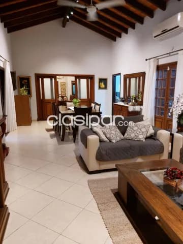 Bo mcal. Estigarribia: Ideal p/ residencia / embajada, 5 suites, amplios ambientes, jardín — foto 5