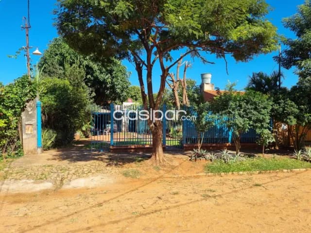 Casa en Luque barrio laurelty — foto 5