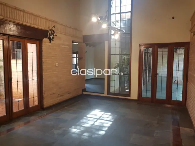 Hermosa casa en San Lorenzo zona shopping Pinedo cod 1915 — foto 4