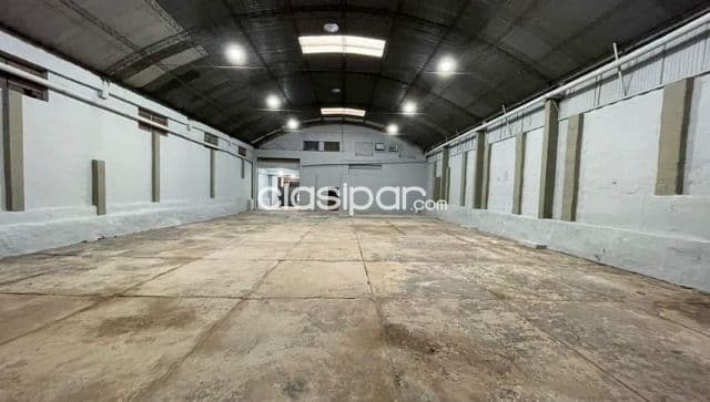 Z/ terminal – rca. Argentina: 450m2, deposito p/ empresas, distribuidoras, usos varios
