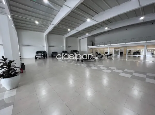 Z/ terminal: Importante edif. Corporativo / showrrom + depsoitos + parking, etc. 9.500 usd — foto 3