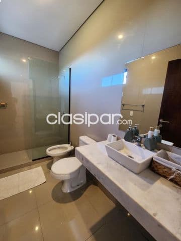 Casa en venta con vista al Lago, foto 1