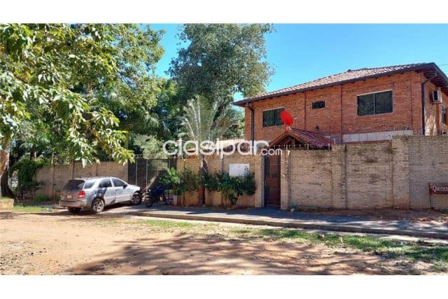 VENDE Casa en Lambaré