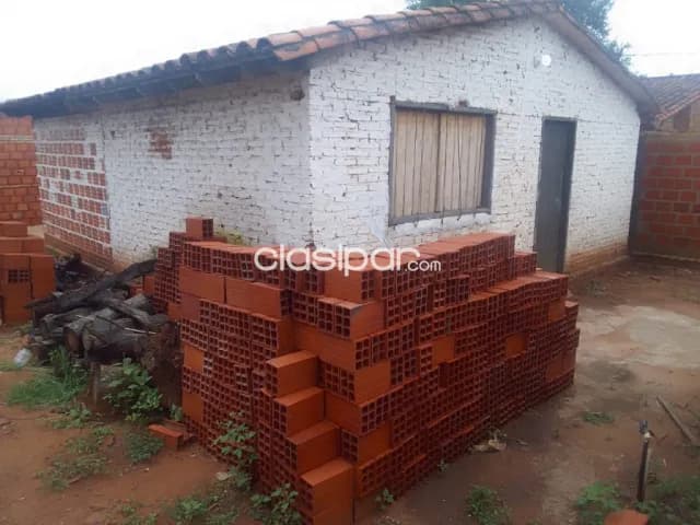 casa en Ita a 3 cuadras del asfalto a 1km de Acceso Sur — foto 3