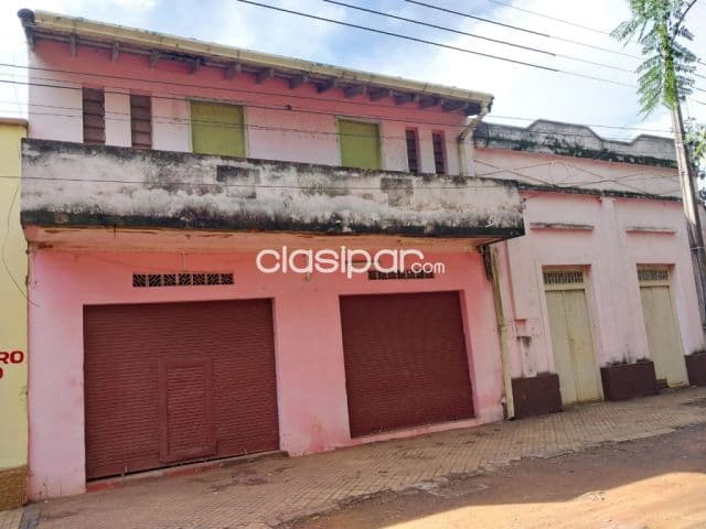 casa de 2 pisos en el centro Ybycui — foto 1