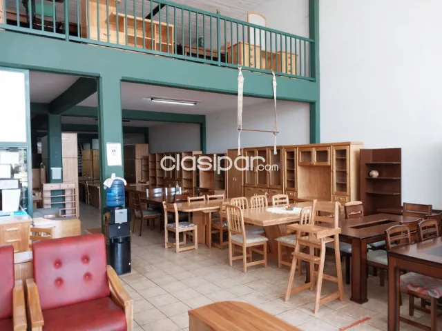 Luque – las residentas: Prestigioso comercio, showroom, 750 m2, estratégica ubicación — foto 3