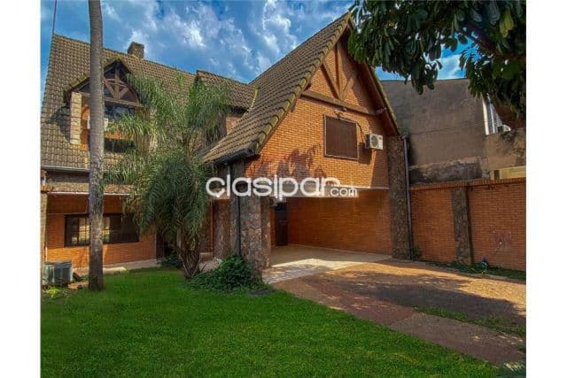 Casa en barrio Herrera