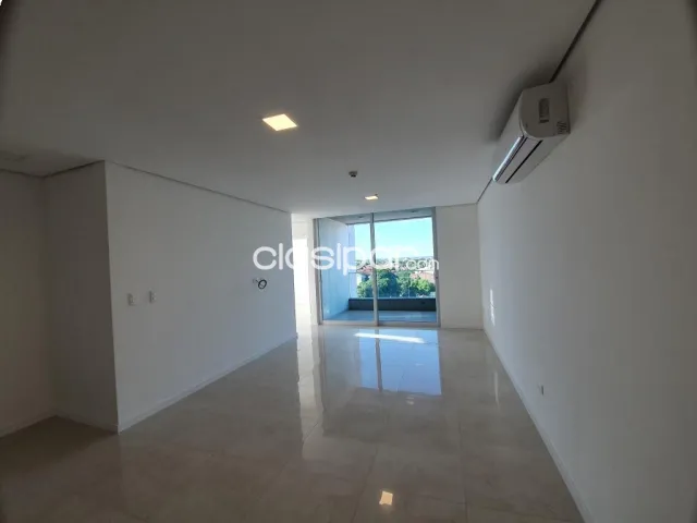 Departamento de 3 habitaciones en alquiler Edifici Altamira, foto 5
