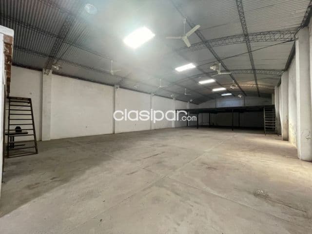 Depósito en el Barrio Itá Enramada - Asunción