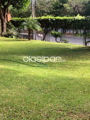 Terreno de 1310 m2 en Mburucuya, Zona Edificio Calypso-CLLA5176501