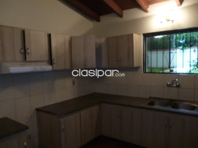 ¡Oportunidad Única! Casa en Venta en Lambaré - Ubicación Estratégica, foto 5
