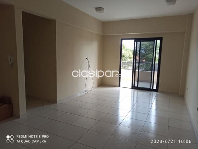 departamento 2 dormitorios y 2 cocheras En Edificio Fortaleza — foto 1
