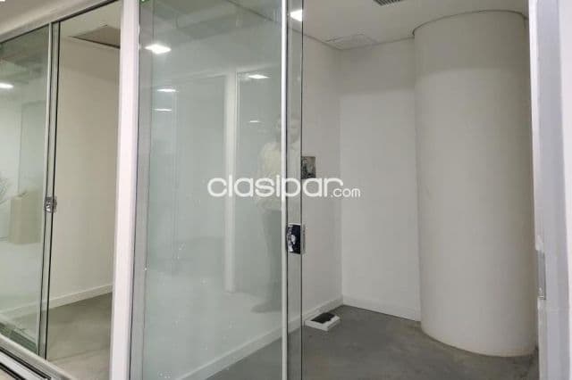 Locales comerciales en alquiler en Galería M4