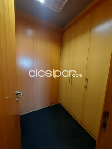 Departamento muy amplio en barrio Las Mercedes zona colegio inter, foto 3