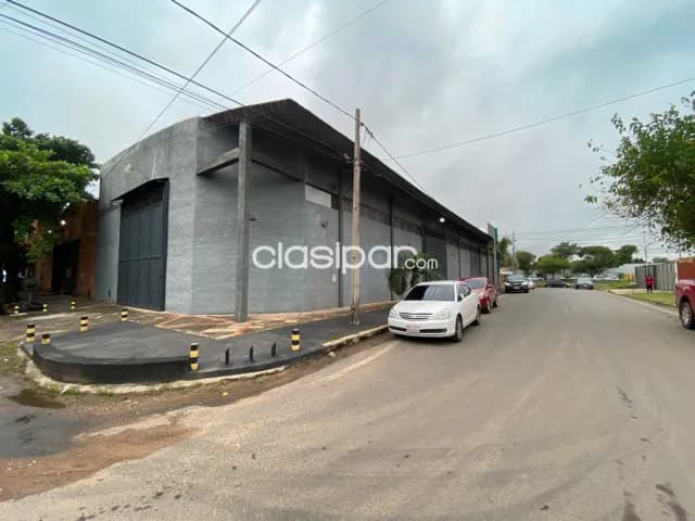 En venta amplio deposito con oficinas en esquina sobre avda madame linch !!! — foto 3