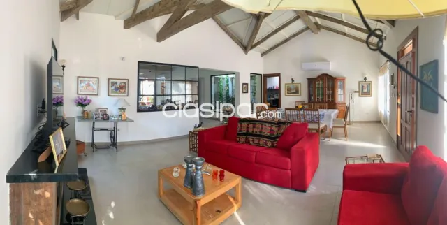 Hermosa Casa de 650 m2 en San Bernardino-CLHO5204927 — foto 2