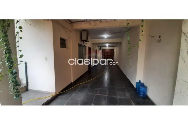 edificio de 3 pisos en pleno centro de Encarnación: Varios departamentos incluidos — foto 4