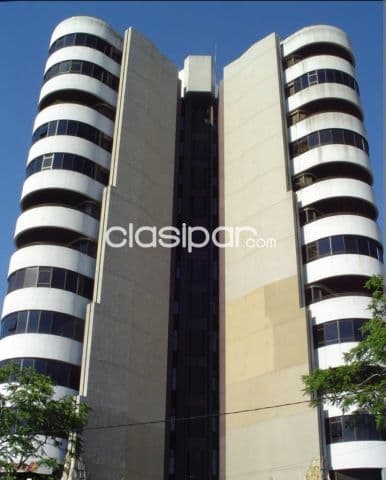Ed. Asturias prox. Centro: Amplisima tipo pent house, 3 dormit, piscina, solarium, segur