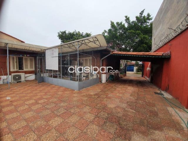 Propiedad de 1999 m2 con Casa y Depósitos en San Vicente-CLHO5212281 — foto 1