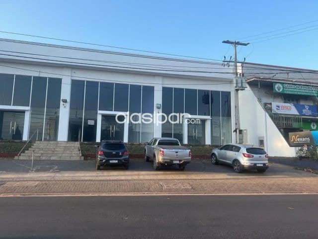 San Lorenzo: Importante showroom p/ empresas, 1.500 m2, parking, 20.000.000 gs