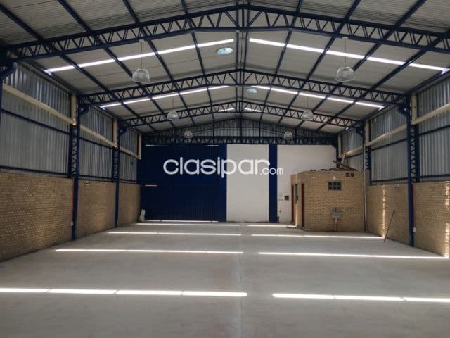 Depósito de 276 m2 en San Lorenzo zona palacio de justicia‼️ c-1078