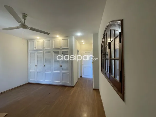 Bo Jara – coca cola: Hermosa residencia, amplia recepción, escritorio, 4 dormit, jardín, foto 5