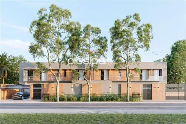 En venta amplio duplex con piscina - villa adela — foto 4