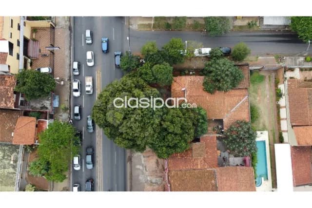 amplio terreno en esquina sobre Avenida Gral Santos, foto 3
